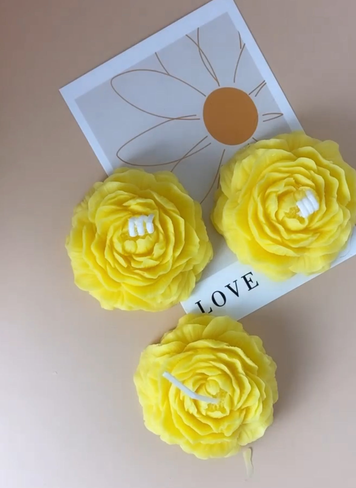 Blooming Peony Candle