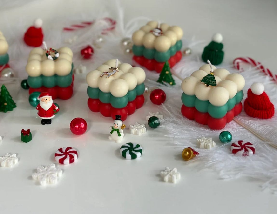 Merry Bubbles Candle